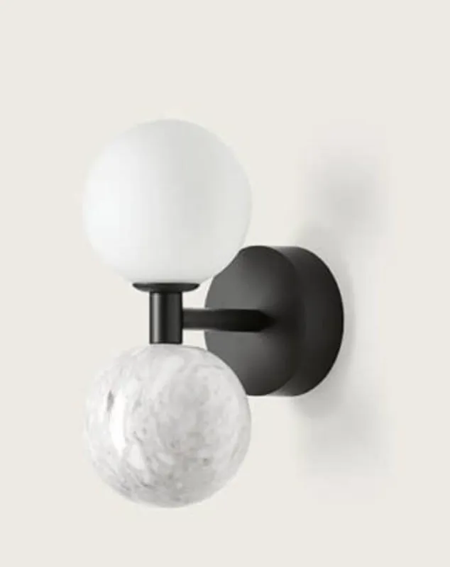 Oferta limitowana Aromas Lampa ścienna / kinkiet Dalt wys. 23.2 cm biały marmur czarny metal