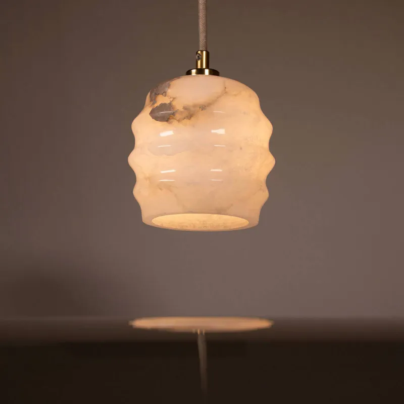 Embassy Interiors Alabastrowa lampa wisząca Kalliope śr. 13 cm Tylko do końca tygodnia