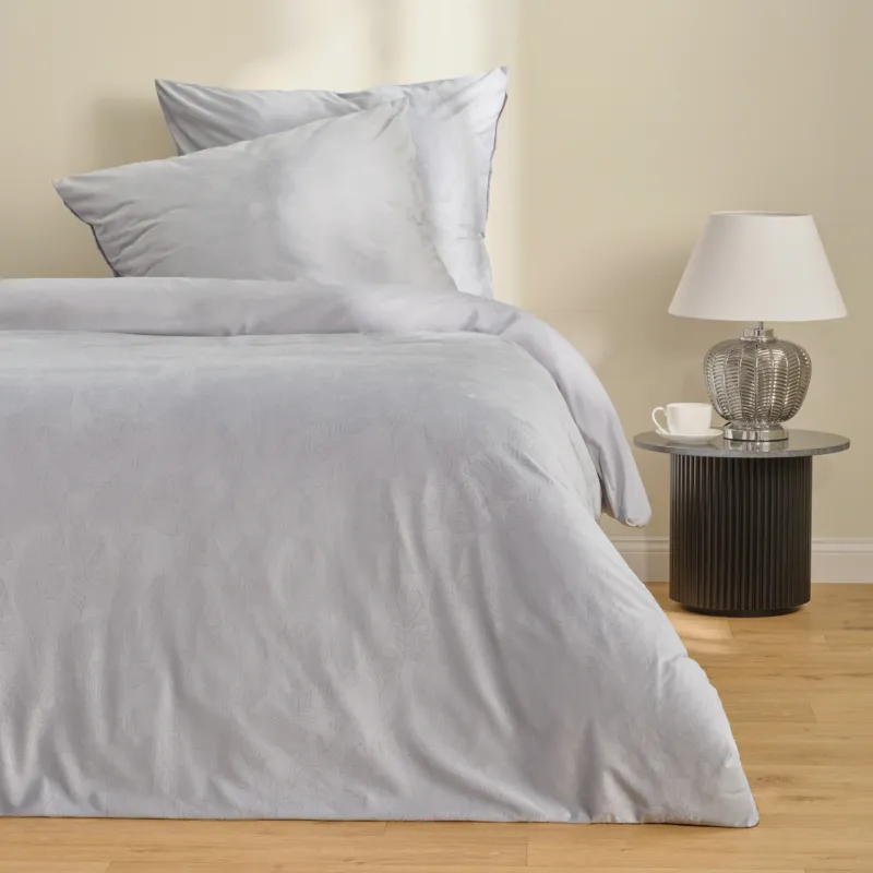 Komplet pościeli welwetowej Fiac 200x220 cm z 2 poszewkami 70x80 - Promocja
