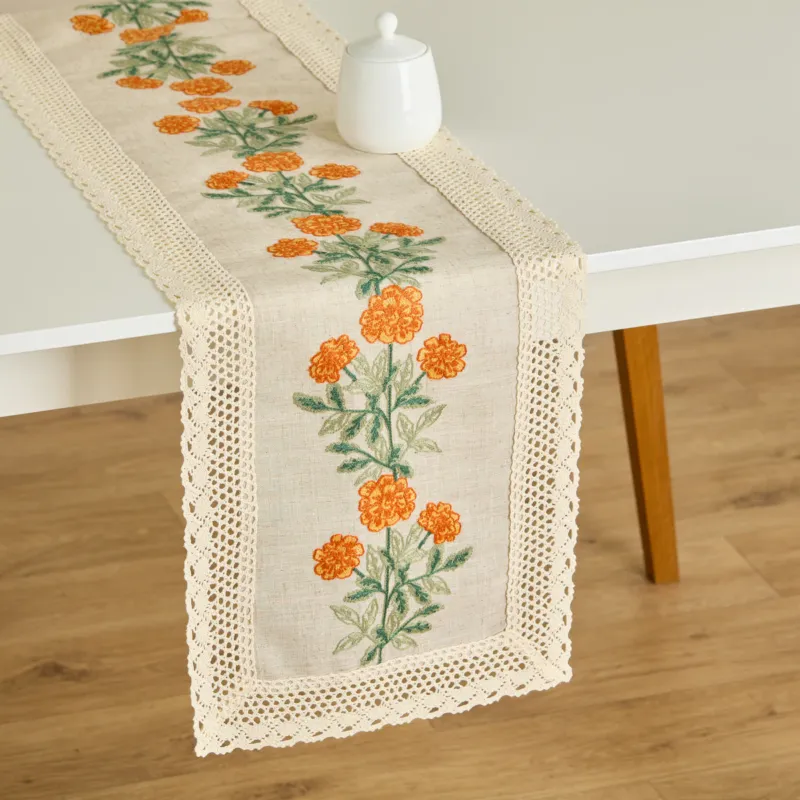 Dodaj do koszyka Bieżnik Haftowany Alta 35x178 cm -