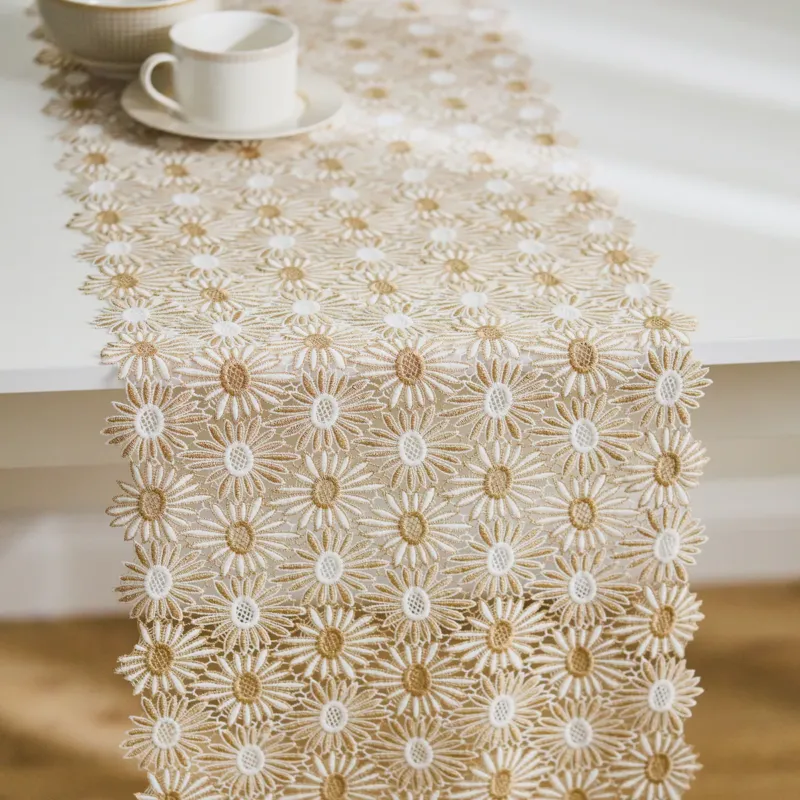 Bieżnik koronkowy Salgea 38x180 cm - Taniej