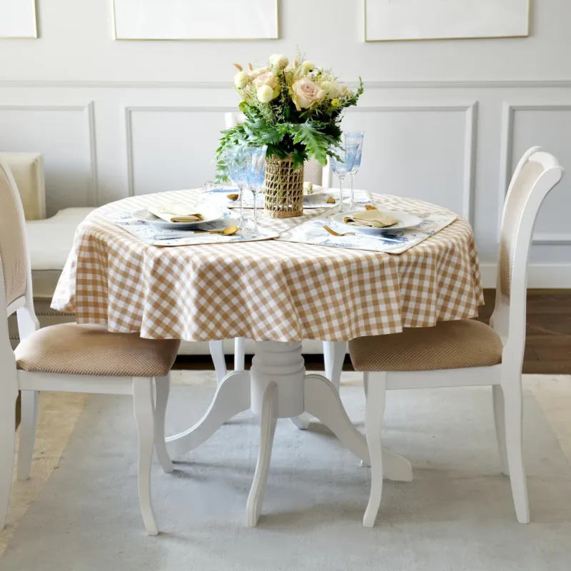 Bestseller Obrus okrągły w drobną kratę Beige Gingham - 160x160 cm