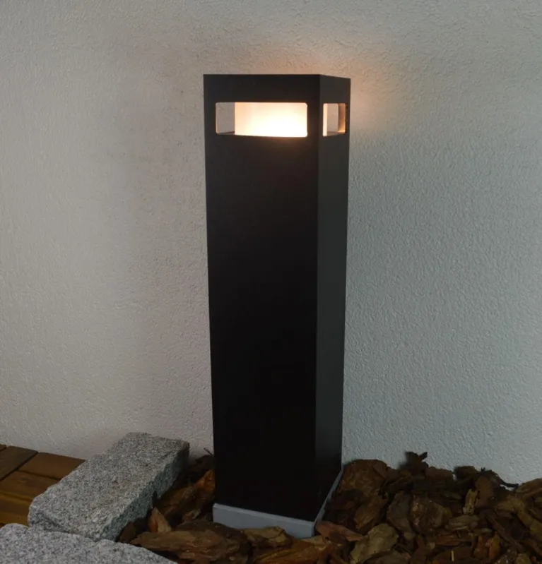 Lampa zewnętrzna słupek ogrodowy VOLUX 30 Radex IP 44 brak danychx18W E27 Aluminium/Poliwęglan Srebrnoszary Oferta limitowana