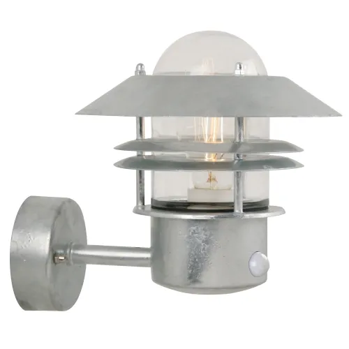 Niska cena Zewnętrzna lampa ścienna kinkiet na elewację Nordlux 25031031 Blokhus E27 IP54 czujnik ruchu zmierzchu 22x23x25 galwanizowana